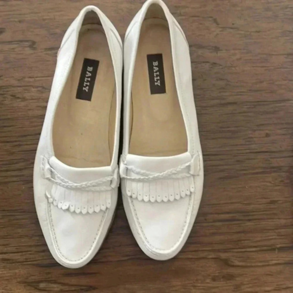 BALLY white loafers size 7.5
